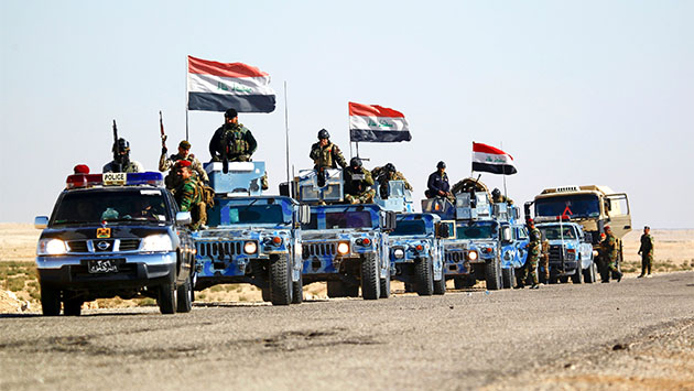 Las fuerzas gubernamentales iraquíes constan de unos 180.000 efectivos. Unidades de la policía fronteriza patrullan la frontera con Arabia Saudí en la provincia de Sanawa, al sur de Irak. HAIDAR HAMDANI / AFP / GETTY