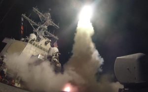 Estados Unidos lanza su primer ataque contra Siria SEAMAN FORD WILLIAMS / HANDOUT EFE)